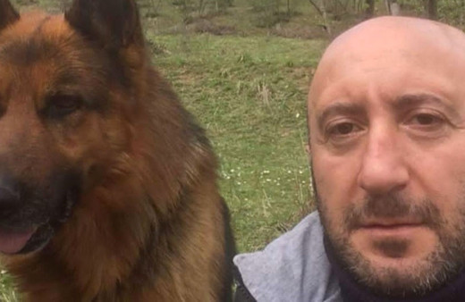 Araçta bacağından vurulmuş halde kan kaybından ölü halde bulundu