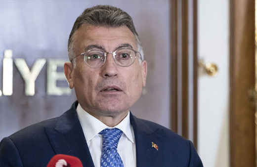 AK Parti'den aynı tezkereye iki kez 'evet' diyen CHP'nin 'hayır' kararına tepki