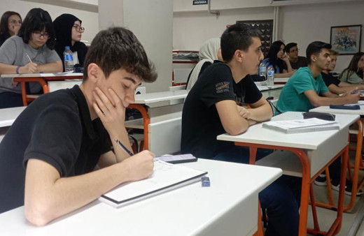 İllere göre ara tatil uygulaması mı geliyor? Ziya Selçuk döneminde getirilmişti