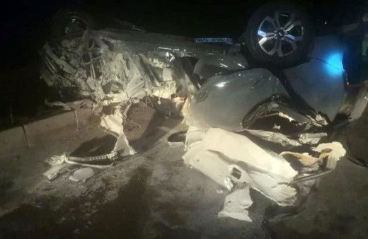 Çorum'da inanılmaz kurtuluş! Hurdaya dönen otomobilden sağ çıktı!