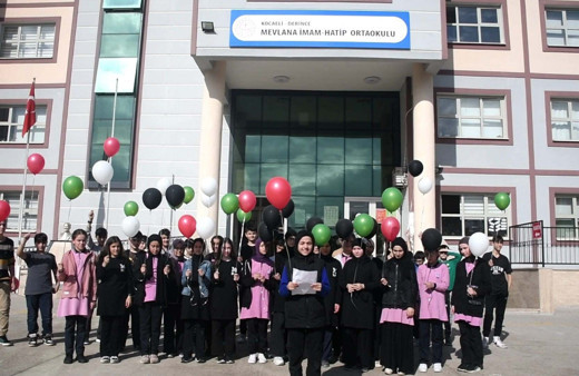 İmam Hatip öğrencileri Gazze için dünya çocuklarına seslendi