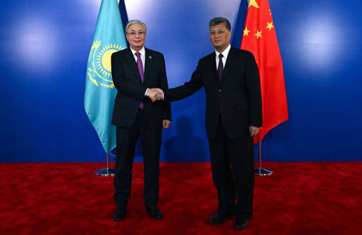Kazakistan Cumhurbaşkanı, Çin'in Sincan Uygur Özerk Bölgesi'ni ziyaret etti