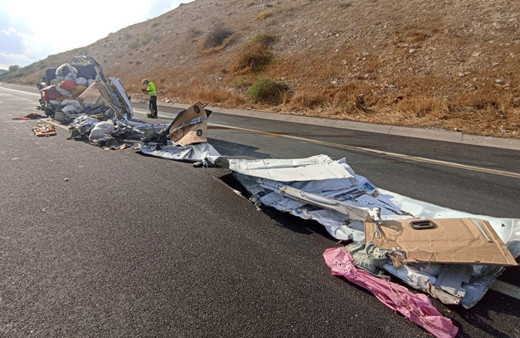 TAG Otoyolu'nda feci kaza! 5 kişi hayatını kaybetti yol ulaşıma kapatıldı