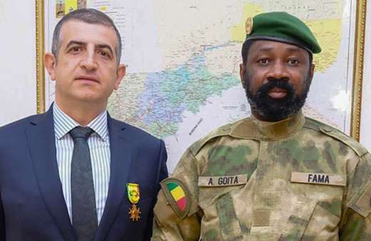 Mali'de Selçuk Bayraktar ve Haluk Bayraktar'a 'Ulusal Nişan' verildi