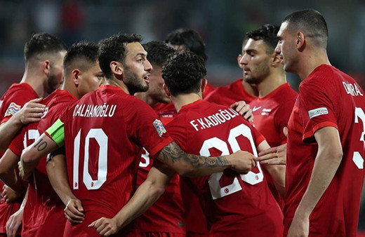 Milli futbolcu ameliyat edildi! Kulübü açıkladı