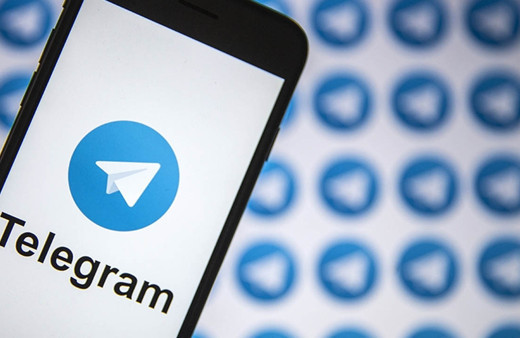 Müstehcen sosyal medya grubu kurdu, hem işinden hem tazminattan oldu