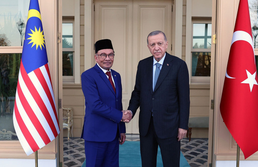 Cumhurbaşkanı Erdoğan, Malezya Başbakanı Enver İbrahim'i kabul etti