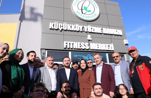 Küçükköy Yüzme Havuzu ve Fitness Merkezi hizmete açıldı
