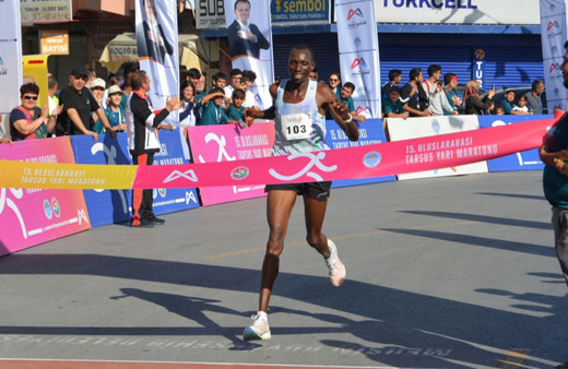 15. Uluslararası Tarsus Yarı Maratonu'nu Kenyalı atletler kazandı