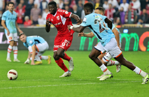 Başakşehir Samsunspor ile deplasmanda berabere kaldı