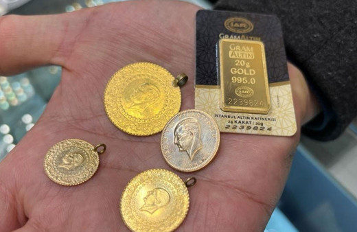 Altın resmen uçuşa geçti! Gram kaç lira oldu İslam Memiş'ten bomba tahmin
