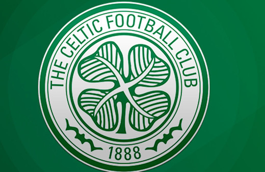 Yüzlerce Celtic taraftarı tribünde Filistin bayrağı açtı