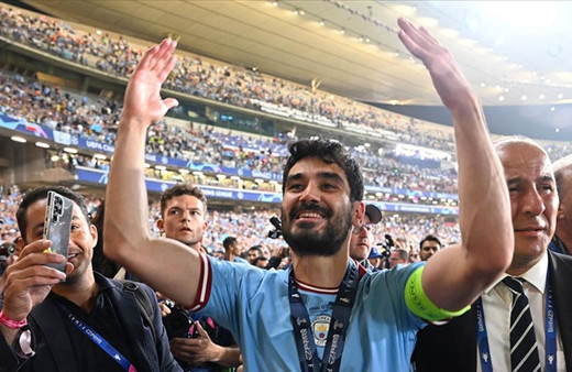 Manchester City'den İlkay Gündoğan'a büyük jest