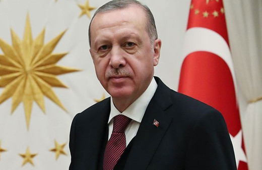 Cumhurbaşkanı Erdoğan gençleri görüp aracını durdurdu