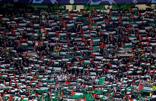 Celtic taraftarlarının Filistin bayraklı kareografili desteği Şampiyonlar Ligi'ne damga vurdu
