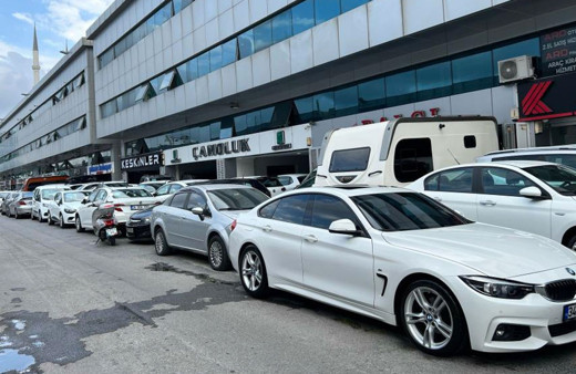 Otomobilden çıkan yatırımcının yeni adresi belli oldu