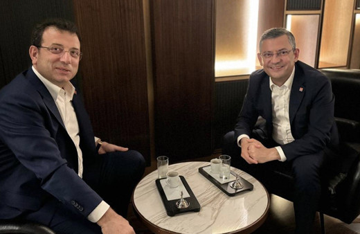 Divan Başkanlığı teklifini kabul eden Ekrem İmamoğlu, Özgür Özel ile bir araya geldi