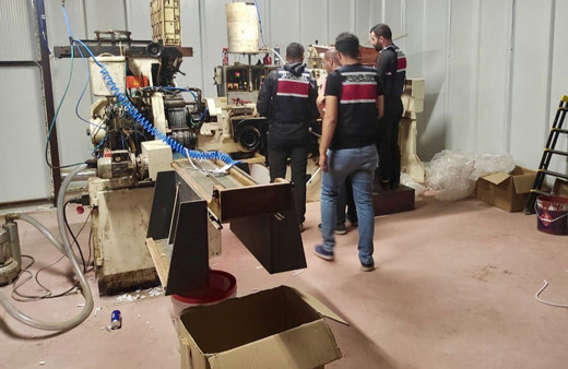 Bursa'da kaçak sigara fabrikası kurmuşlar!