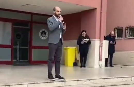 Hiç kimse böyle anlatmadı! Türkiye bu öğretmenin 'cumhuriyet' videosunu konuşuyor
