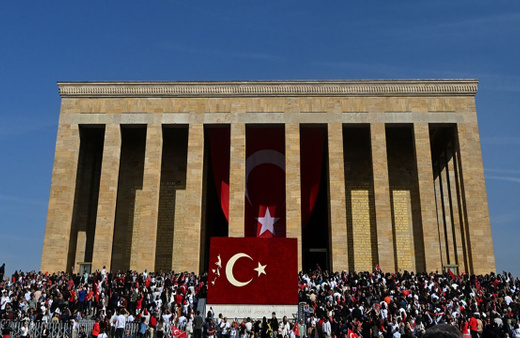 Cumhuriyet’in 100’üncü yılında Anıtkabir’de rekor