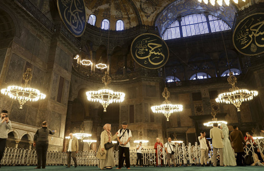 Ayasofya'da 15 Ocak'tan itibaren yeni dönem başlıyor Bakan Mehmet Nuri Ersoy açıkladı