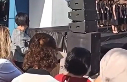 Antalya'da 29 Ekim konuşması sosyal medyada gündem olan öğretmen gözaltına alındı