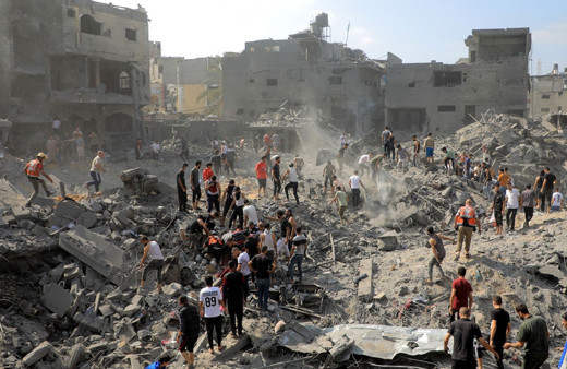 Fransız milletvekili Panot: Netanyahu, işlediği savaş suçlarının hesabını UCM'de verecek