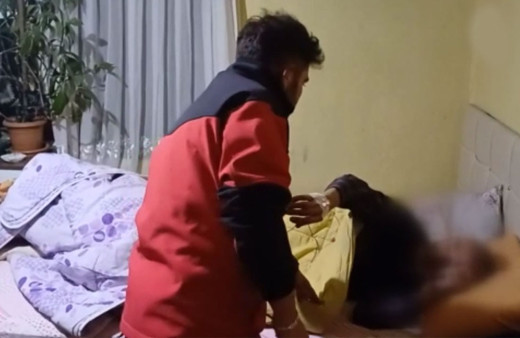 Hayatından endişe ettiği eşi evde uyurken bulunan kadın sinir krizi geçirdi