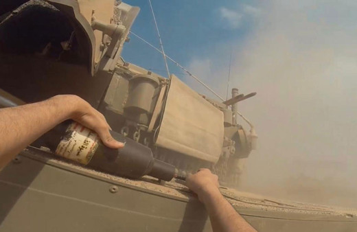 Kassam Tugayları, İsrail tanklarını hedef aldığı çatışmanın görüntülerini yayınladı