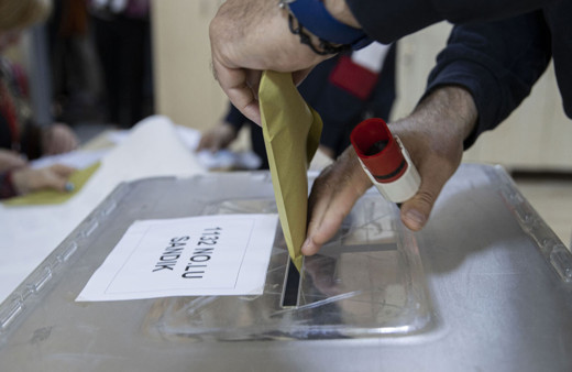 Son seçimi bilen Hakan Bayrakçı şaşırtan yeni İstanbul adayları anket sonuçlarını paylaştı