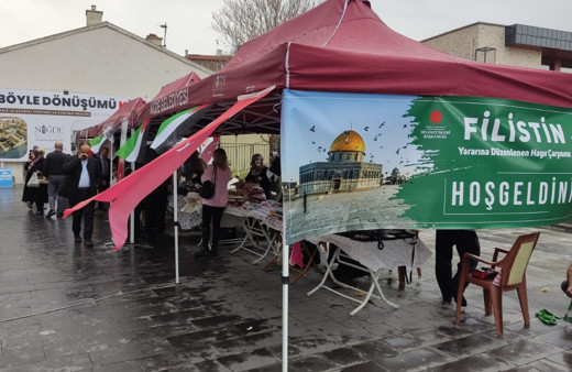 Niğde’de Filistin için ‘Hayır Çarşısı’ açılışı gerçekleşti