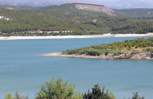 Aydın Karacasu Barajı’nda su yüzde 35 azaldı!