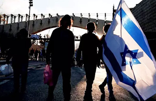 İsrail'den, vatandaşlarına uyarı: Hepsini gizleyin!