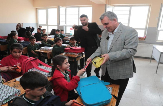 Beyazgül’den eğitime tam destek