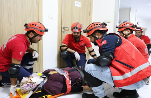 Elazığ’da 6.7'lik deprem tatbikatı yapıldı
