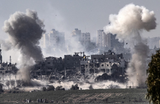 İsrail katliama devam ediyor! 3'ü çocuk 5 kişi yanarak öldü