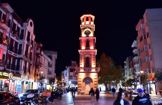 Çanakkale'de LÖSEV farkındalığı için turuncu ışıklandırma projesi başladı