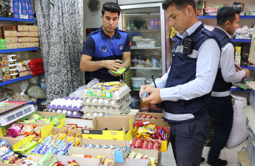 Şanlıurfa Haliliye'de okul çevresindeki marketlere zabıtadan sıkı denetim başladı