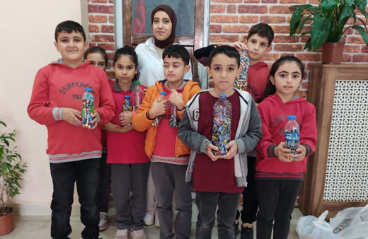 Çorum Sungurlu'da minikler atık pil toplama etkinliği düzenledi