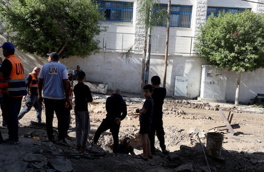 İsrail ordusu mülteci kampına baskın düzenledi