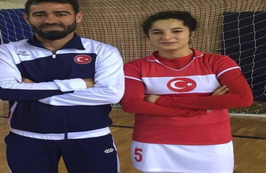 Milli Hokeyci Özmen Muğla’ya transfer oldu