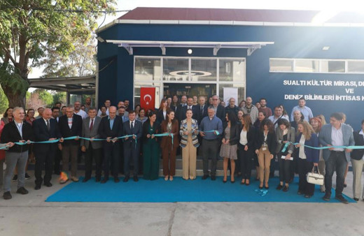 Dokuz Eylül Üniversitesi'nden Sualtı Kültür Mirası ve Tarihi Kütüphanesi