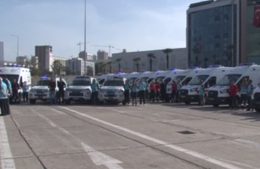 Gazze'ye sağlık malzemesi taşıyacak gemi, yarın İzmir'den yola çıkacak