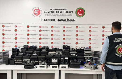 Gümrük Muhafaza ekiplerinin operasyonlarında yaklaşık 15 milyon liralık kaçak eşya ele geçirildi
