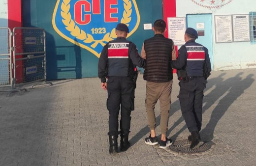 Depremzedeleri konteyner satma vaadiyle dolandırmışlar!