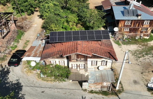 Bolu'nun Alpagut köyünde vatandaşlar artık elektriğe ücret ödenmeyecek