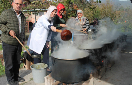 Düzce’nin coğrafi işaretli ürünü “Düzce Şeker Kamışı Pekmezi" kazana girdi