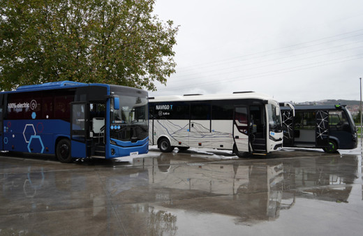 Sakarya’da üretilen ilk otonom minibüs görücüye çıktı