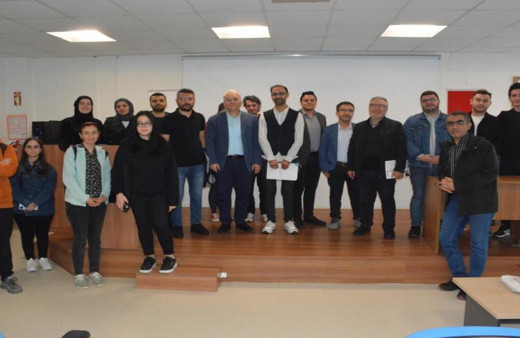 4 dilde arama yapabilen dijital kütüphane tanıtıldı