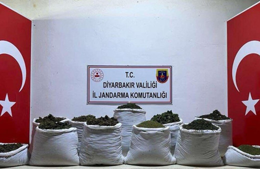 Diyarbakır’da 135 kilogram esrar ele geçirildi: 1 gözaltı
